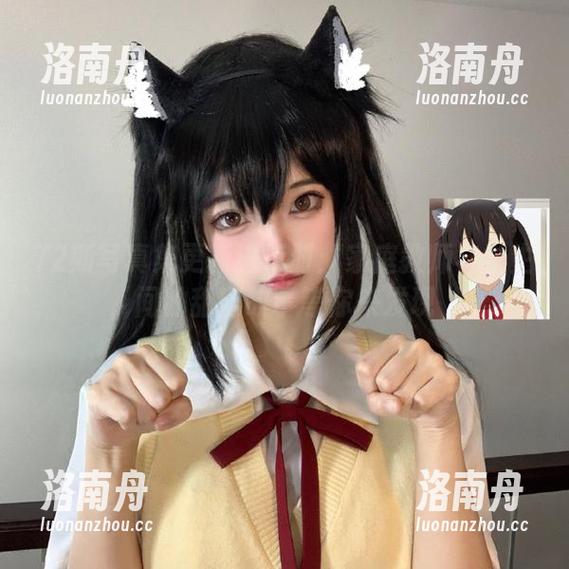 72斯写真集更新进行时：家庭教师与学生间的甜蜜故事等你来发现