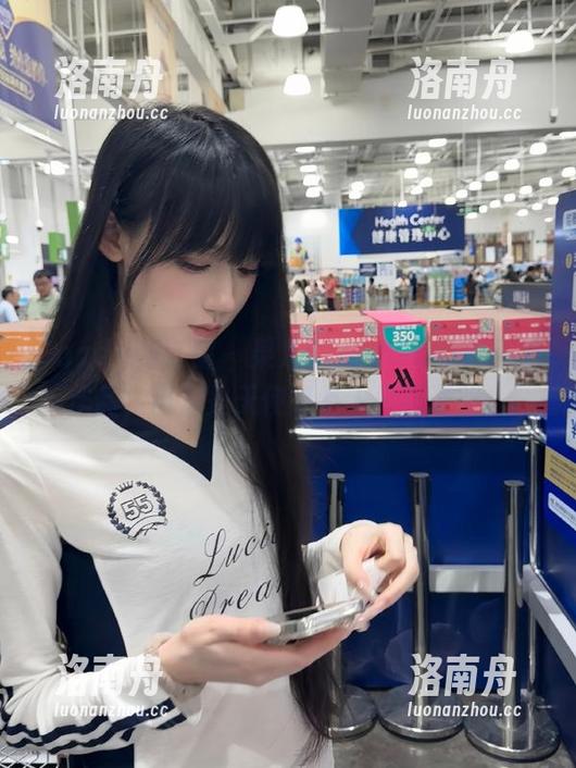 Candy网红馆-果儿Victoria Candy网红馆 - 果儿Victoria的无圣光作品,简直是天使降临人间的证明!