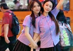 Feilin嗲囡囡 – 施忆佳KITTY泳装写真大揭秘：畅享原图与图包的无限魅力