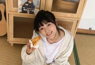 GIRLT果团网 – 酸酱兔的居家写真集，高清记录生活中的点滴乐趣与真实感