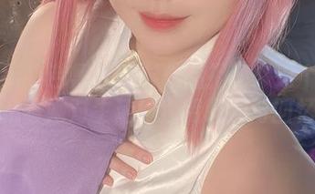 Hachi小芭黑色摄影作品揭秘：这个图集里藏着她对生活的独特见解与回忆！