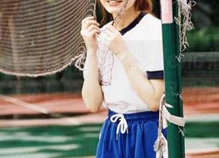 HuaYang花漾 – 娜露Selena海边写真最新发布！唯美原图捕捉瞬间魅力