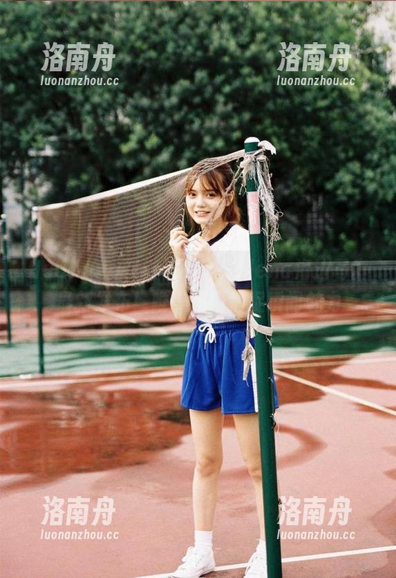 HuaYang花漾 - 娜露Selena海边写真最新发布！唯美原图捕捉瞬间魅力