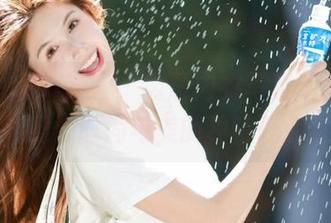 HuaYang花漾 – 筱慧内衣写真：高清向你传达她对时尚与美的独特理解与表达