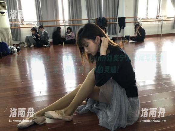IMiss爱蜜社-Lynn刘奕宁 IMiss爱蜜社 - 网盘独占:Lynn刘奕宁双马尾写真合集,瞬间提升你的灵感!