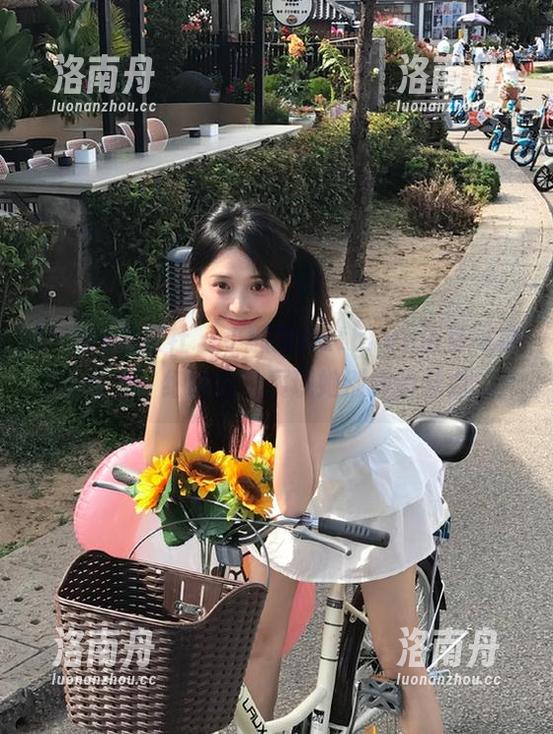 IMiss爱蜜社-小狐狸Kathryn IMiss爱蜜社 - 小狐狸Kathryn浴室写真合集,细腻图片展现她别样的魅力