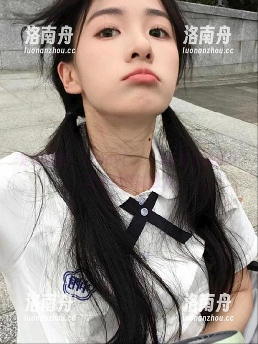 定制暖意：Jenny(정제니)毛衣作品赋予冬季独特的魅力