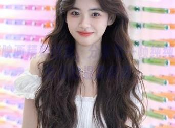 喵糖映画精彩图集，分享每一帧纯纯兔耳女友的温柔瞬间