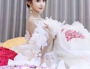 MiStar魅妍社 – Angela小热巴私房图集：在蕾丝中邂逅优雅与性感的完美融合