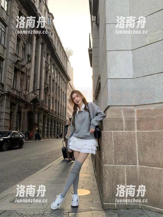 MiStar魅妍社-糯美子Mini MiStar魅妍社 - 当糯美子Mini遇上浴缸:超萌写真套图资源,必看!让你笑出声!