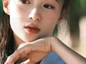 感受MissWarmJ秘书的魅力：诱人写真合集与图册