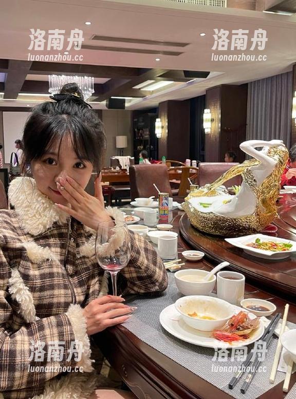 MyGirl美媛馆-徐子琦 MyGirl美媛馆 - 徐子琦的棉袜写真原图新鲜出炉,更新带你领略她的俏皮风格!
