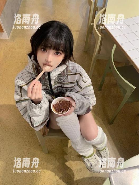 QingDouKe青豆客 - 来看看沈梦瑶_Gcat兔女郎的免费写真，心情不好？这些兔耳朵绝对能治愈！