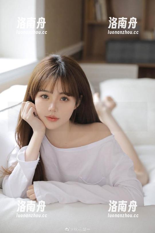 SIEE丝意-芊芊 SIEE丝意 - 从芊芊的清纯私拍作品中汲取灵感,生活也能逆袭!