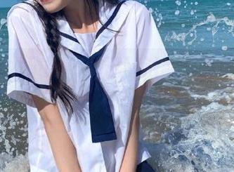 UGirls尤果网 – 方子萱浴缸写真原图：唯美瞬间，免费下载为你的灵感注入新能量