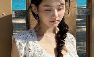 UGirls尤果网 – 打破界限的美感：涉谷由里的私房皮衣原图精致解读