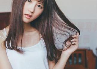 UGirls尤果网 – 王语纯连衣裙写真集全景：原图背后的创作故事