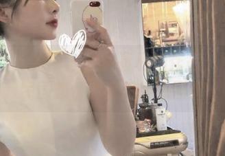 UGirls尤果网 – 艾小青私拍作品，黑纱与民国恋情的梦幻时光回溯