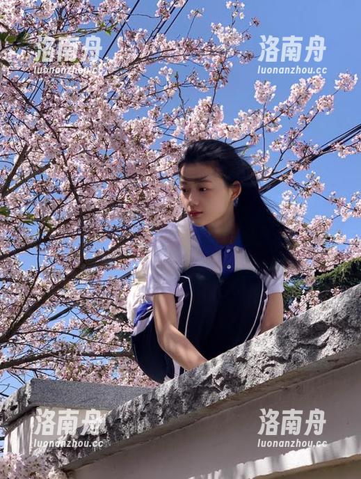 UGirls尤果网 - 陈雅漫定制写真，展现她可爱的个性与风格