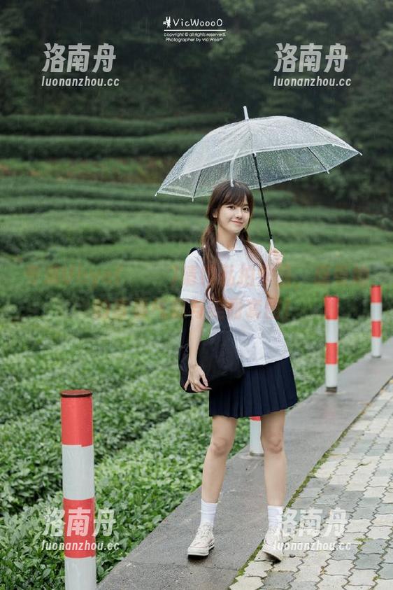 专属Uhye(이유혜)清纯私拍作品，感受她的青春气息与美丽套图！