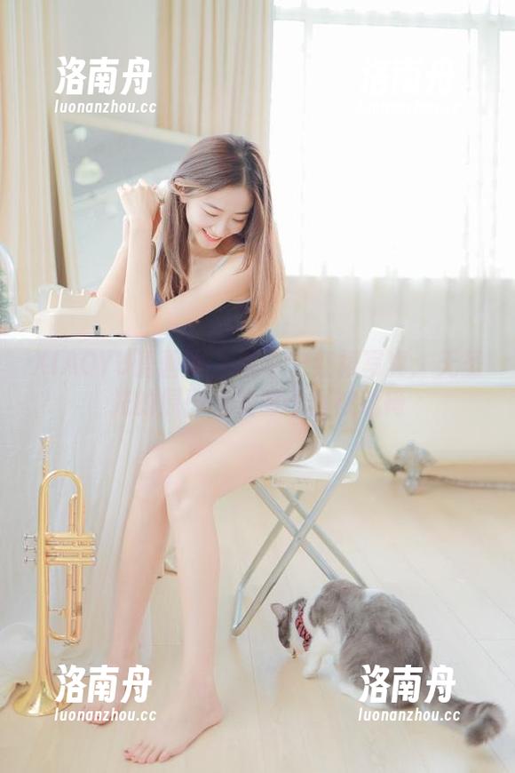 XIAOYU语画界-唐宁宁 XIAOYU语画界 - 唐宁宁红裙写真:无圣光的原图让美丽不再被遮掩