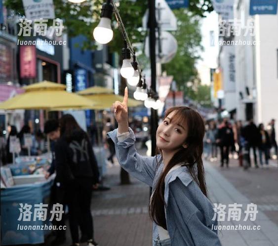 XIAOYU语画界-安琪Yee XIAOYU语画界 - 在线展览安琪Yee透明写真:让视觉与心灵一同感受她的作品