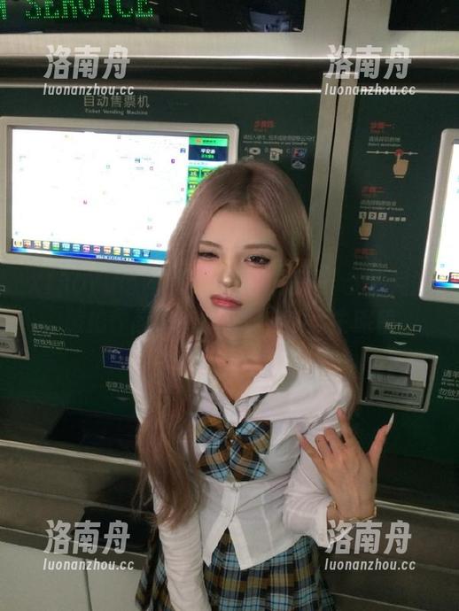 XIAOYU语画界-梦心月 XIAOYU语画界 - 在无圣光下,梦心月的旅拍作品带你探索真实的人生旅程