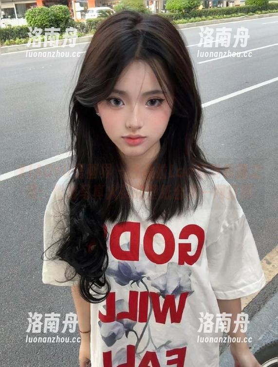 XIAOYU语画界 - 潘朵拉Laa展现和服之美：优雅写真火花的壁纸合集一网打尽