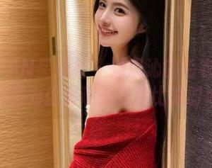 XINGYAN星颜社 – 潘思沁的毛衣魅力：精选原图为你呈现无与伦比的时尚气息