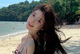 Xiuren秀人网 – 一组Angela小热巴空姐的唯美写真合集，图片塑造完美的空中女神形象！