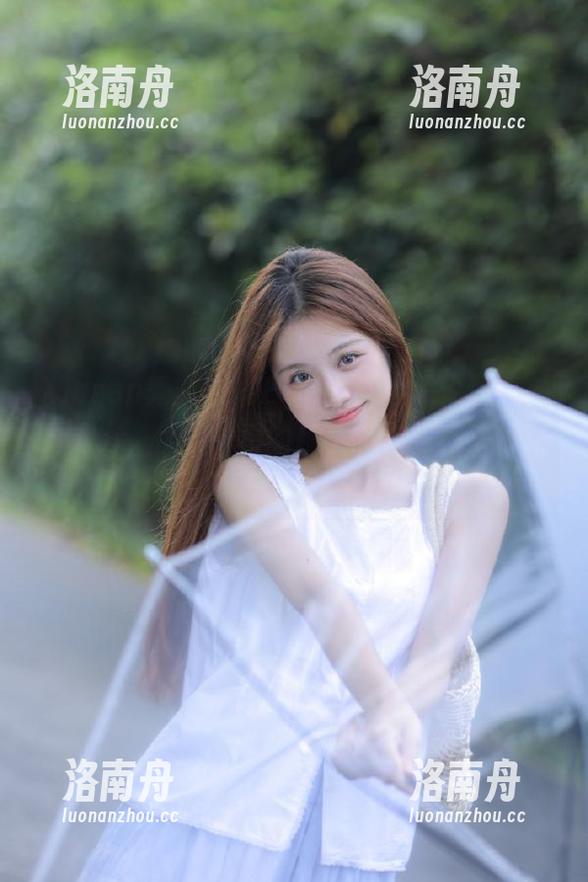 Xiuren秀人网-Egg尤妮丝 Xiuren秀人网 - Egg尤妮丝黑白写真魅力无穷,值得一看的精美图包等你来解锁!