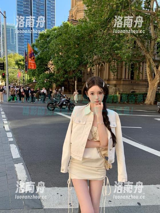 Xiuren秀人网-z杯悠悠 Xiuren秀人网 - z杯悠悠红裙写真合集:精彩的免费照片,快来一探究竟!