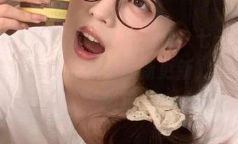 Xiuren秀人网 – 赶快来看！七米baby圣诞主题写真作品集全新更新，精彩不容错过