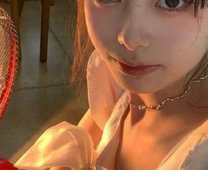 Xiuren秀人网 – 探秘何梦兮Stacy的居家魅力，最新原图写真带你走进她的私密世界