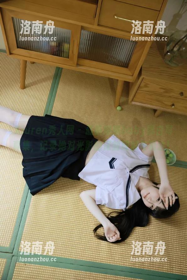 Xiuren秀人网 - 最新娜娜baby黑白写真集，记录她对光影的深刻理解与表达！
