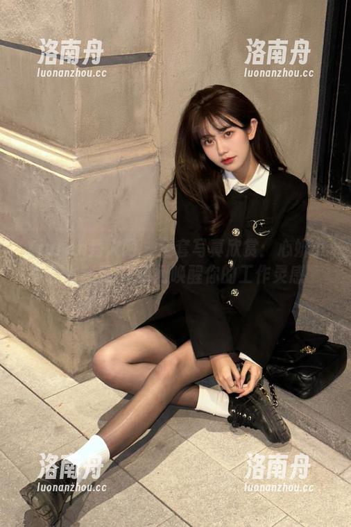 Xiuren秀人网-心妍小公主 Xiuren秀人网 - 全套写真欣赏:心妍小公主制服OL系列唤醒你的工作灵感