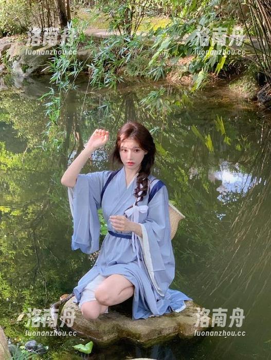 Xiuren秀人网-悦悦姐 Xiuren秀人网 - 悦悦姐的制服图集:精选时刻完美展现少女心的无尽可能
