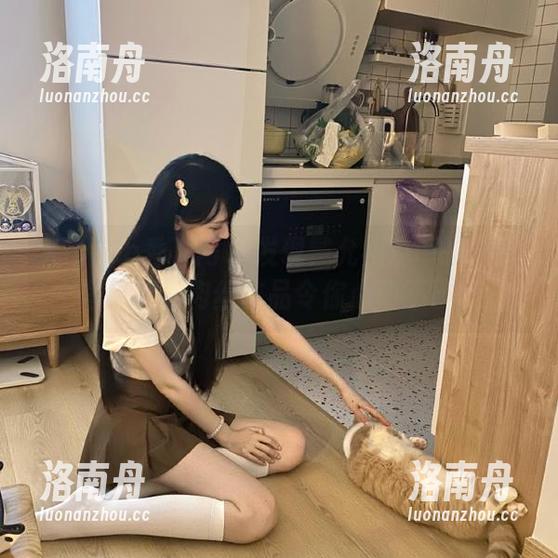 Xiuren秀人网-戴允祺zoe Xiuren秀人网 - 发现戴允祺zoe的最新写真集,肉丝作品令你心动不已!