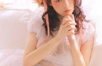 Xiuren秀人网 – 美图精选：李雅柔182CM的美足艺术展示，唤醒你的视觉享受