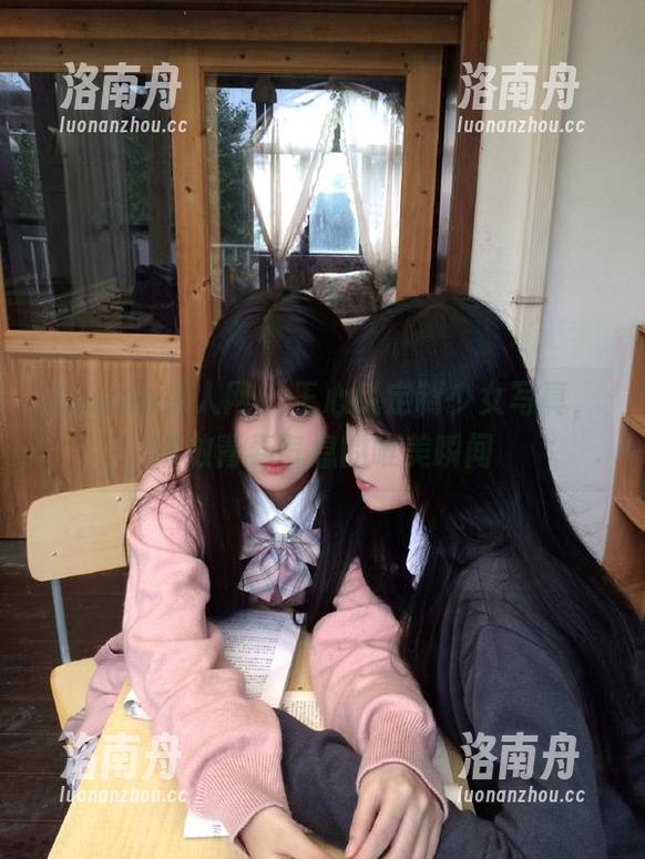 Xiuren秀人网-王心悦 Xiuren秀人网 - 王心悦定制少女写真,绽放青春气息的唯美瞬间