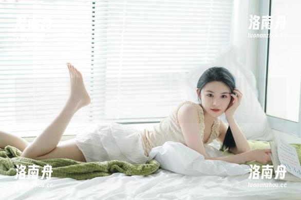 Xiuren秀人网-糯美子nini Xiuren秀人网 - 探索糯美子nini秘密写真图包,带你领略不一样的视觉盛宴