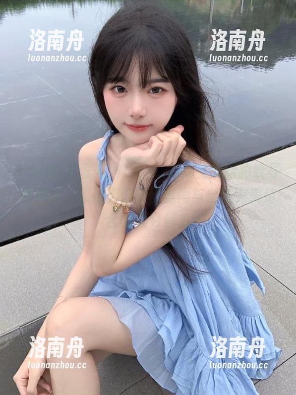 YouMi尤蜜荟-Egg_尤妮丝 YouMi尤蜜荟 - Egg_尤妮丝的新豹纹写真更新,感受那份来自时尚与自然完美结合的无穷魅力