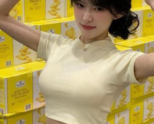 YouMi尤蜜荟 – 在线探索柴婉艺Averie的镂空写真，清新少女心的图片让你瞬间陶醉！