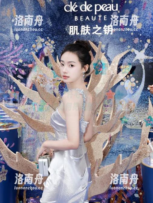 beautyleg - 一件毛衣，两种风格——Aileen教你如何把美图下载到家！