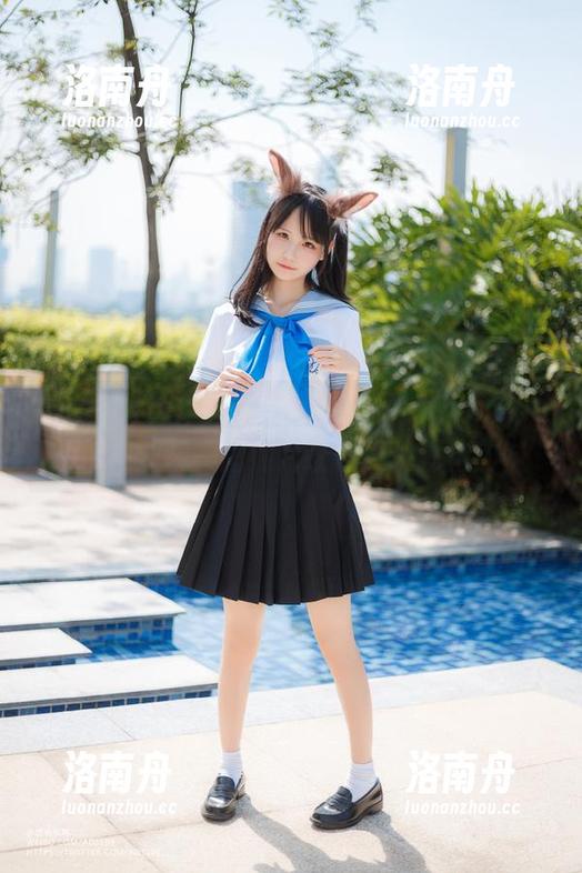 beautyleg-Anonymous beautyleg - 在职场中闪耀,Anonymous职业装美图照片让你展现独特韵味
