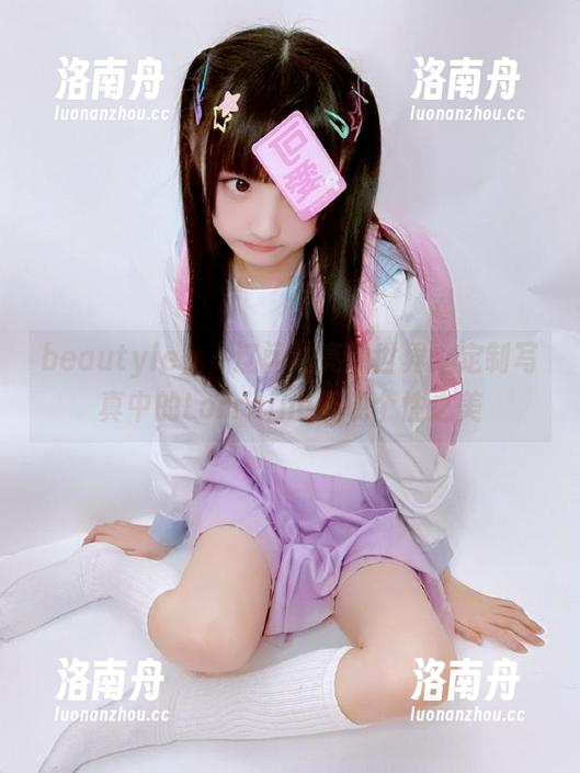 beautyleg-Lorraine beautyleg - 辽阔油亮的世界:定制写真中的Lorraine展现个性之美