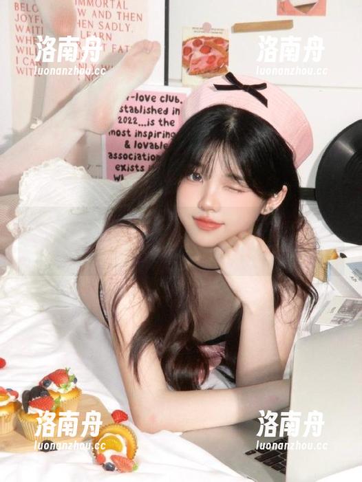 beautyleg-Vevi beautyleg - Vevi自拍图包大放送,带你走进她独特的视觉世界与美学!