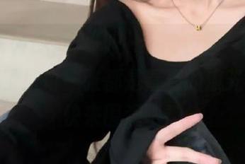 beautyleg – “Winnie校园”的美图更新来了！每一张都是青春的流光溢彩，快来围观吧！