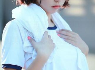 beautyleg – 透视小雪的美足：用作品和美图唤醒你的视觉享受！