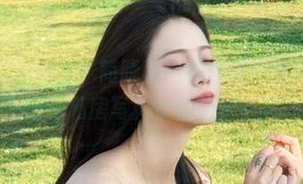 beautyleg – 简晓育内衣作品：细腻原图揭示私房写真中的隐秘之美